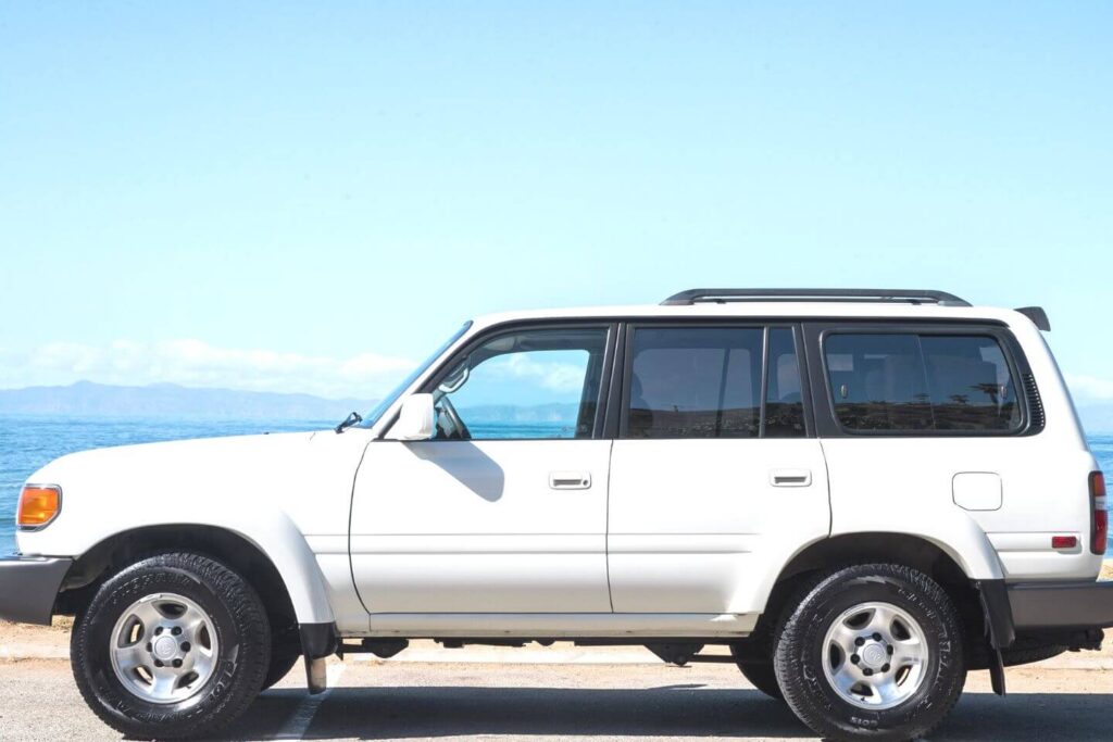 Mumbai to Ujjain Car Rental w/ Price from Mumbai Wheels